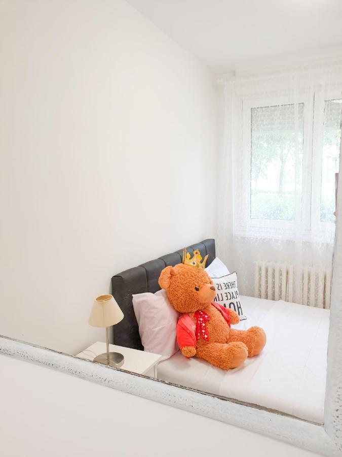 Apartment Iskra Beograd Eksteriør bilde